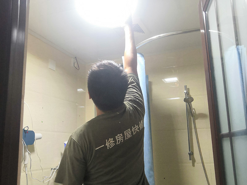 自己家沒電但別人家有電，家里沒電了但是沒跳閘，該怎么辦